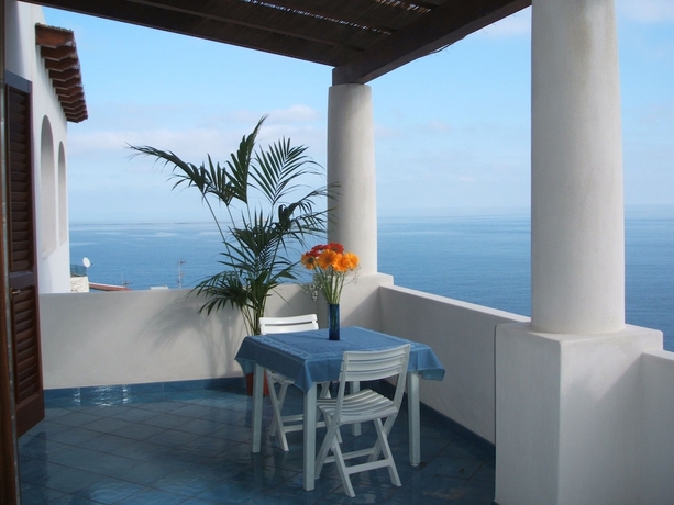 Imagen de la habitación del Hotel Oltremare, Lipari. Foto 15