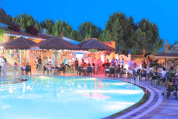 Imagen general del Hotel Oludeniz Beach Resort By Z Hotels. Foto 2