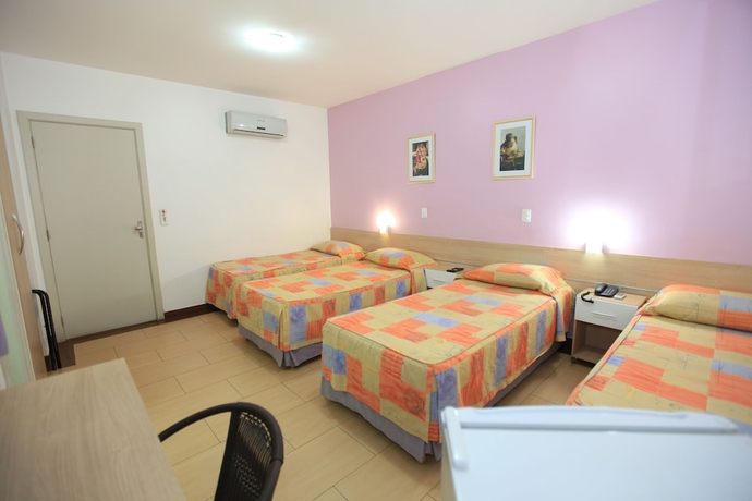 Imagen de la habitación del Hotel Oly Plaza. Foto 5