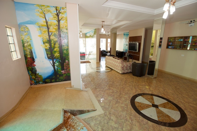 Imagen de los interiores del Hotel Oly Plaza. Foto 15