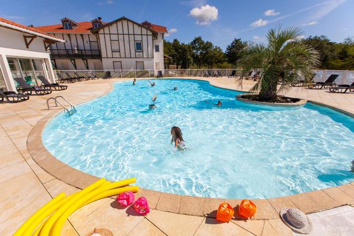 Imagen de la piscina del Hotel Olydea Cassen. Foto 18