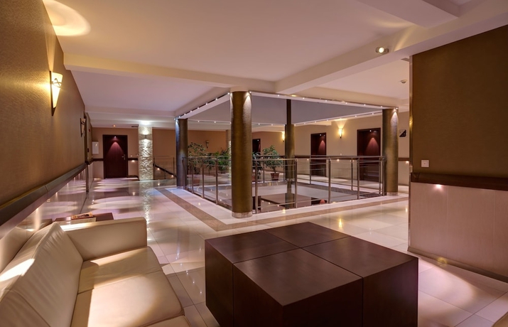 Imagen del bar/restaurante del Hotel Olymp Ii. Foto 2