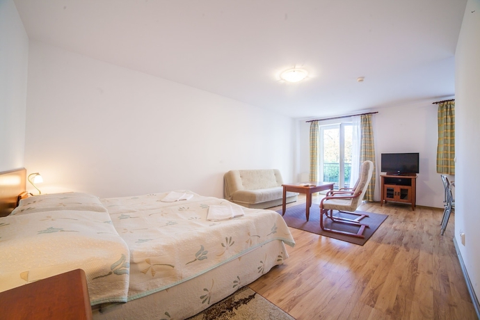 Imagen de la habitación del Hotel Olymp Spa. Foto 4