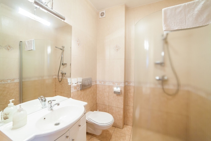 Imagen de la habitación del Hotel Olymp Spa. Foto 13