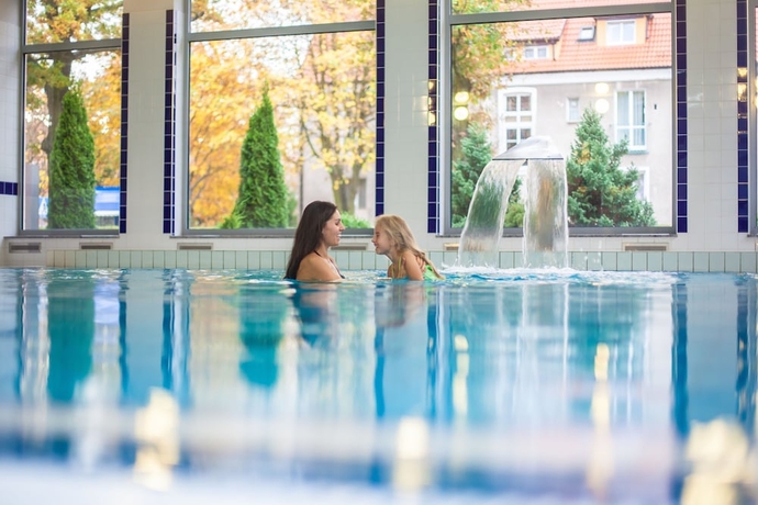 Imagen de la piscina del Hotel Olymp Spa. Foto 19