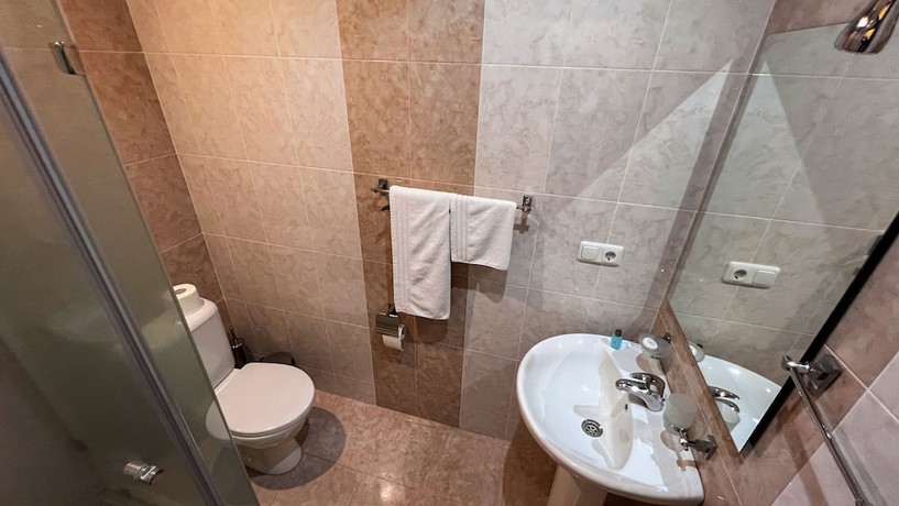 Imagen de la habitación del Hotel Olympavan. Foto 6