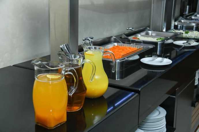 Imagen del bar/restaurante del Hotel Olympavan. Foto 5