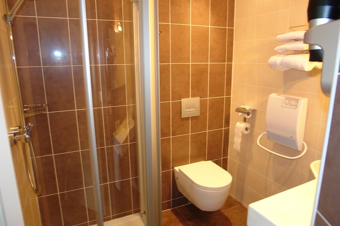 Imagen de la habitación del Hotel Olympia, BOURGES. Foto 7