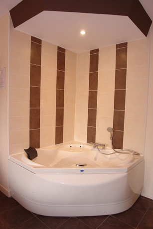 Imagen de la habitación del Hotel Olympia, BOURGES. Foto 14