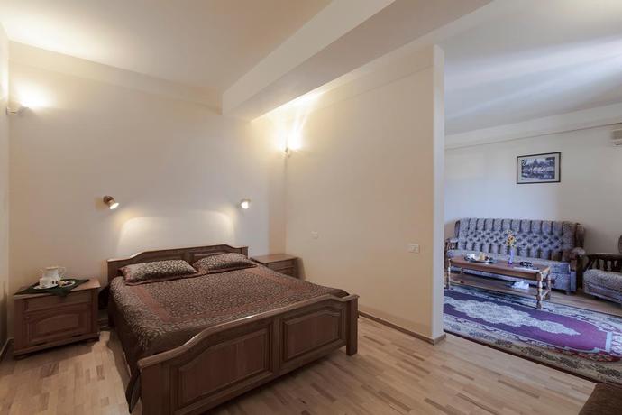 Imagen de la habitación del Hotel Olympia Garden, Ereván. Foto 11