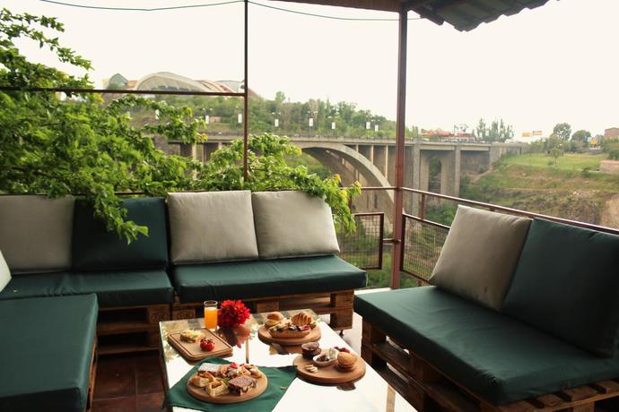 Imagen de los exteriores del Hotel Olympia Garden. Foto 19