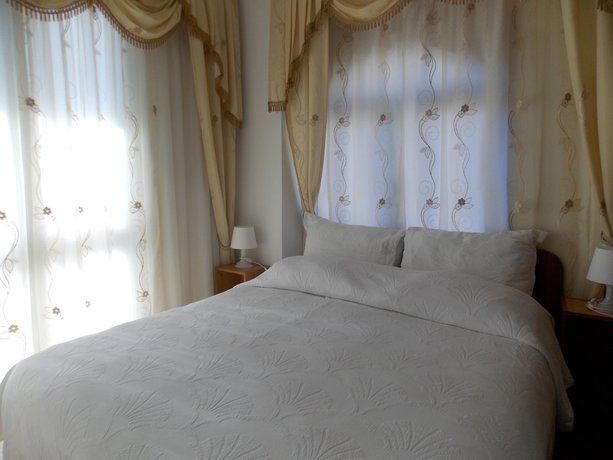 Imagen de la habitación del Hotel Olympia, Gjashtë. Foto 2