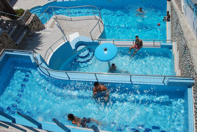 Imagen general del Hotel Olympia, Gjashtë. Foto 1