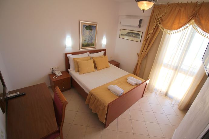 Imagen de la habitación del Hotel Olympia, Gjashtë. Foto 6