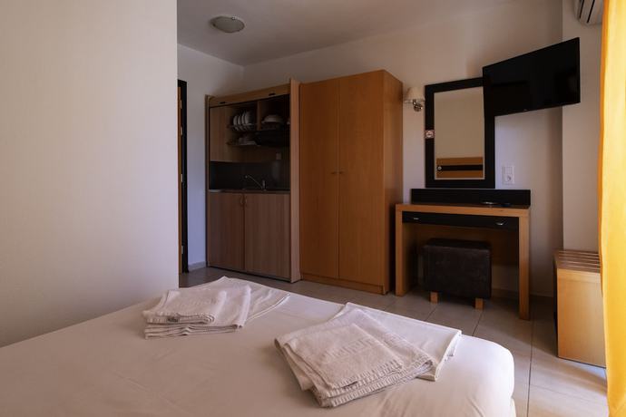 Imagen de la habitación del Hotel Olympia, Kasandra. Foto 7
