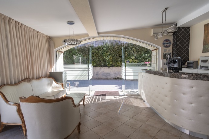 Imagen de los interiores del Hotel Olympia, Kasandra. Foto 20
