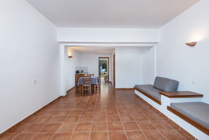 Imagen de la habitación del Hotel Olympia Mare. Foto 16