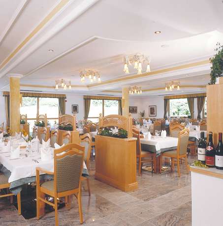 Imagen del bar/restaurante del Hotel Olympia, Reischach - Riscone. Foto 9