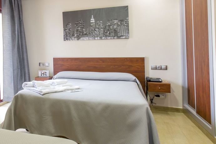 Imagen de la habitación del Hotel Olympia Ronda I. Foto 9