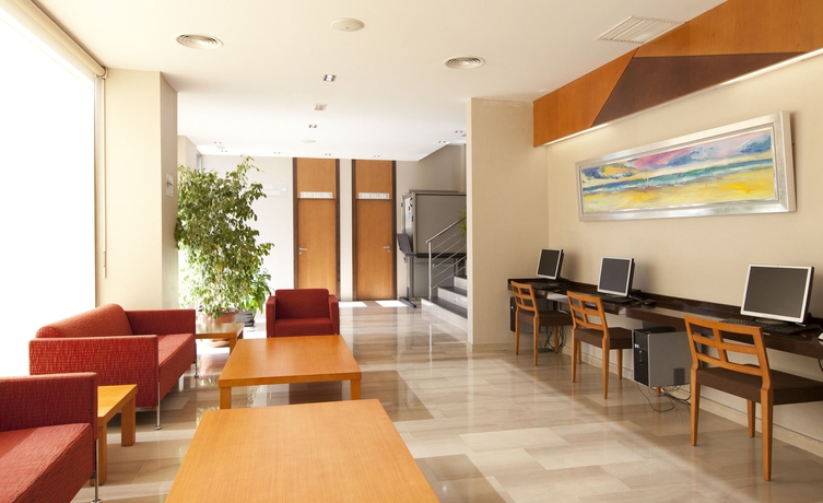 Imagen de los interiores del Hotel Olympia Ronda Ii. Foto 11