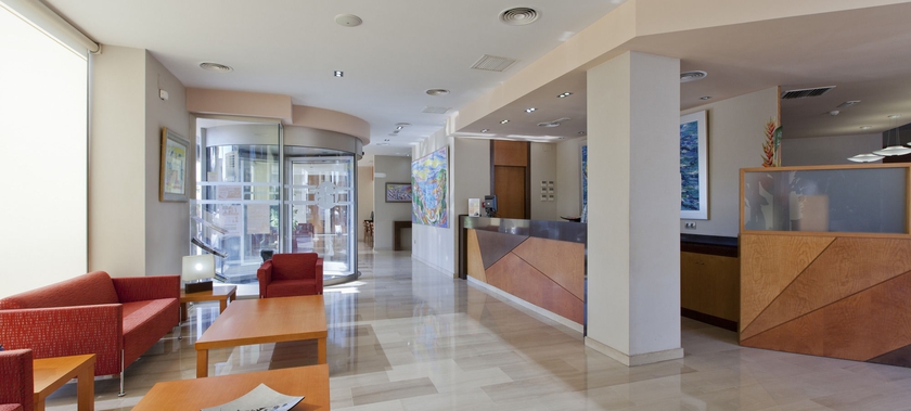 Imagen de los interiores del Hotel Olympia Ronda Ii. Foto 13