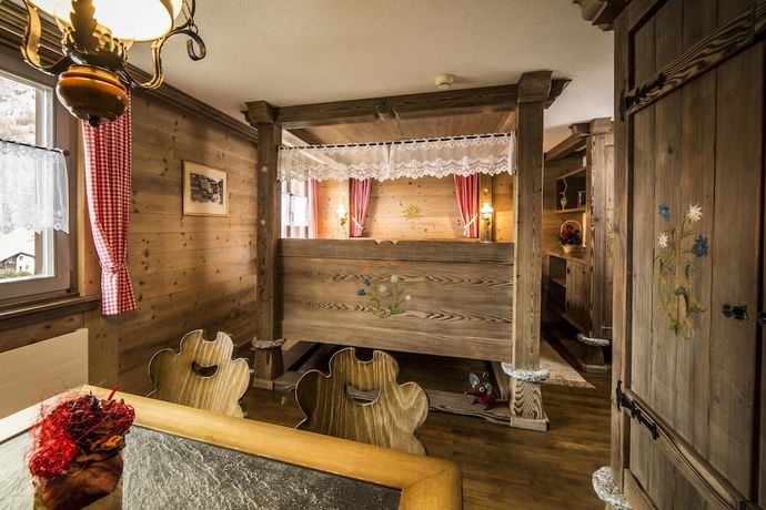 Imagen de la habitación del Hotel Olympia, SAAS-ALMAGELL. Foto 8