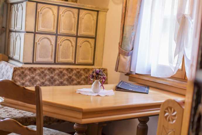 Imagen de la habitación del Hotel Olympia, SAAS-ALMAGELL. Foto 18