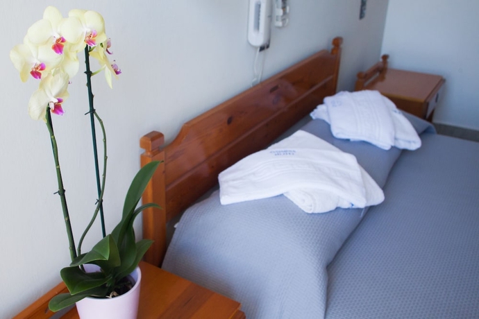 Imagen de la habitación del Hotel Olympia, Siros. Foto 7