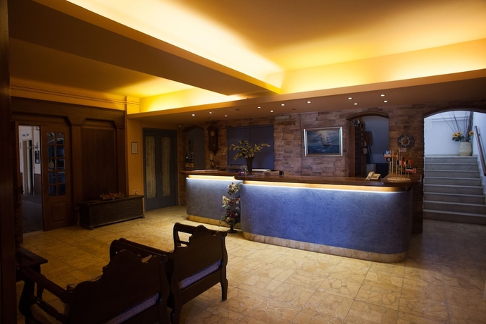 Imagen de los interiores del Hotel Olympia, Siros. Foto 17