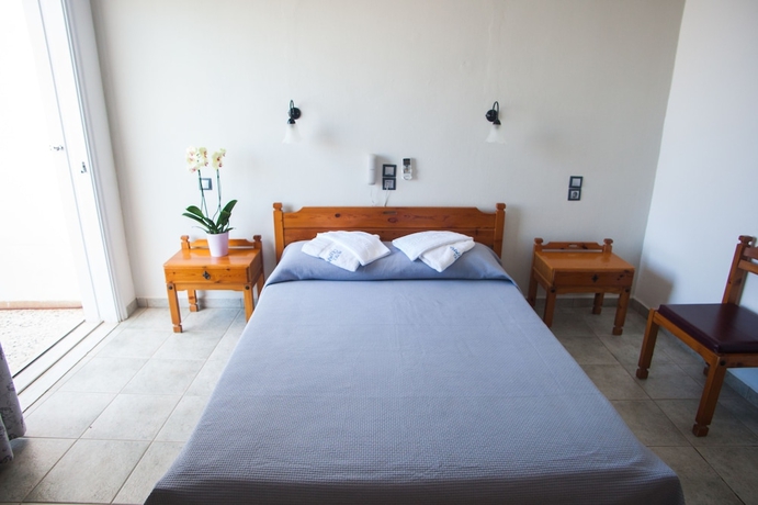 Imagen de la habitación del Hotel Olympia, Siros. Foto 8