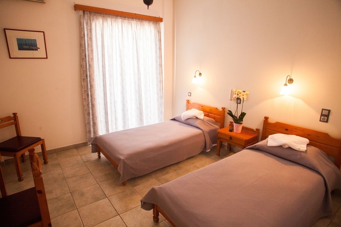 Imagen de la habitación del Hotel Olympia, Siros. Foto 14