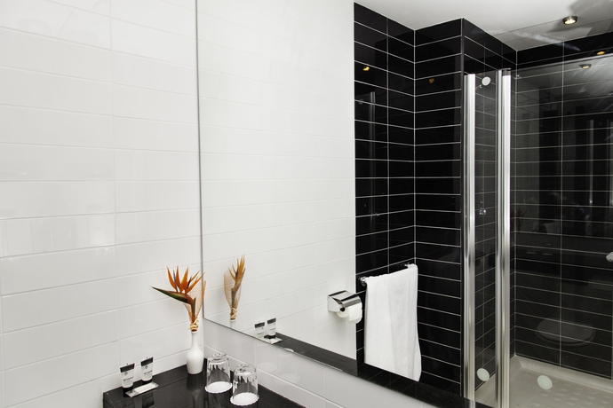 Imagen de la habitación del Hotel Olympia Universidades. Foto 5