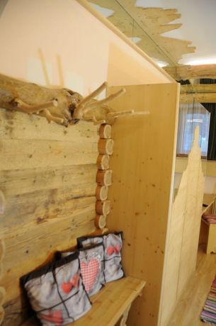 Imagen de la habitación del Hotel Olympia, Varda. Foto 12