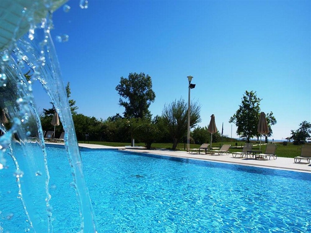 Imagen general del Hotel Olympian Bay Grand Resort. Foto 3