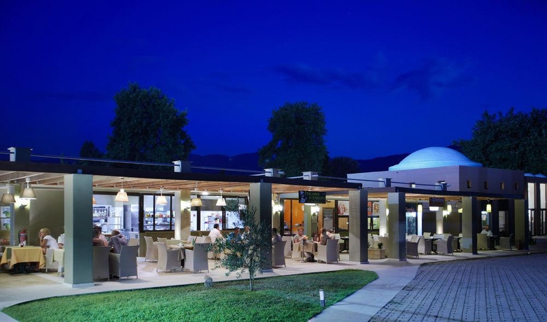 Imagen general del Hotel Olympian Bay Grand Resort. Foto 4