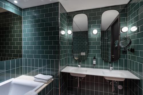 Imagen de la habitación del Hotel Olympic, Ámsterdam. Foto 5