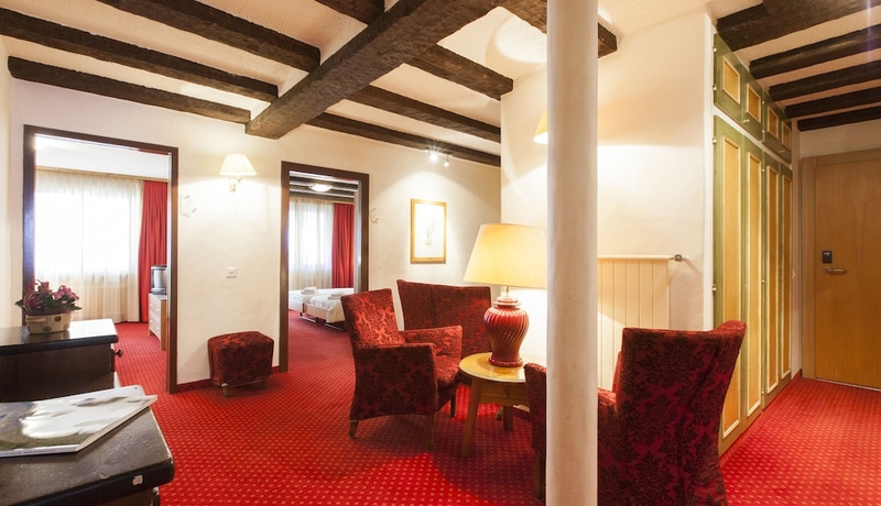 Imagen de la habitación del Hotel Olympic, CRANS MONTANA . Foto 4