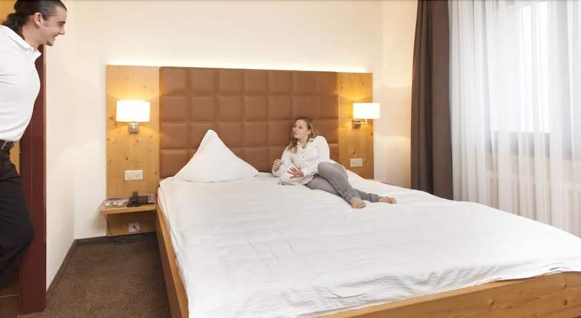 Imagen de la habitación del Hotel Olympic, CRANS MONTANA . Foto 14