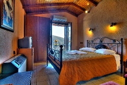 Imagen de la habitación del Hotel Olympic, Delfos. Foto 9