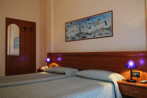 Imagen de la habitación del Hotel Olympic, Diano Marina. Foto 14