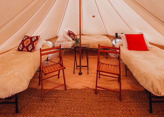 Imagen de los interiores del Hotel Olympic Glamping. Foto 8