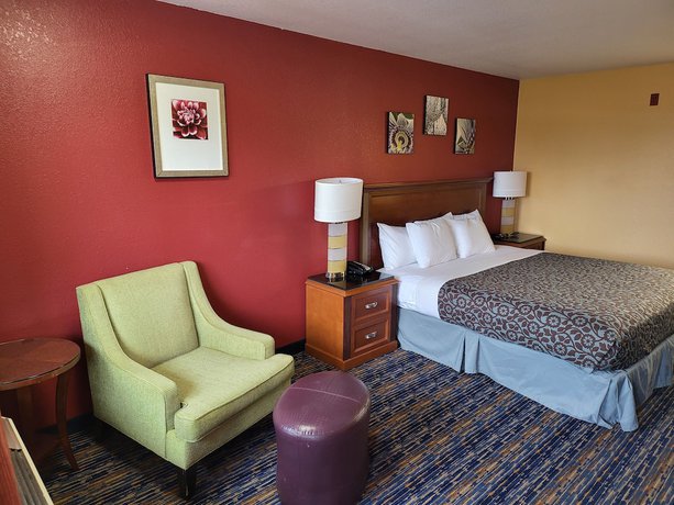 Imagen de la habitación del Hotel Olympic Inn And Suites, Port Angeles. Foto 12