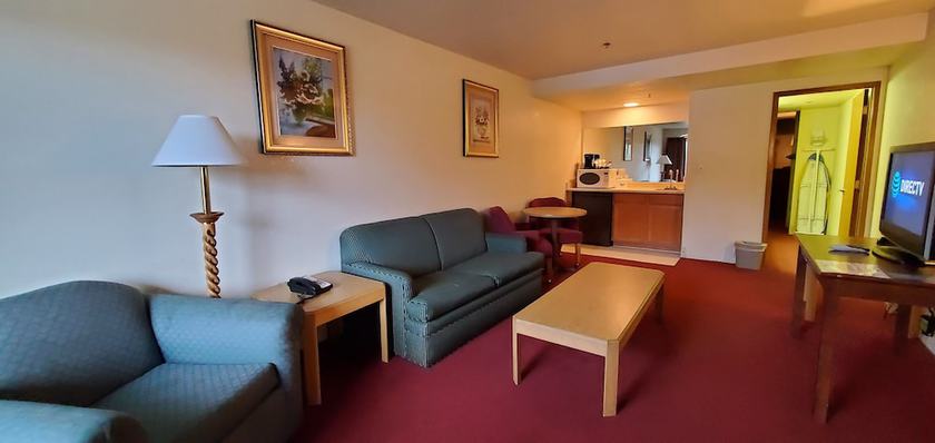 Imagen de la habitación del Hotel Olympic Inn And Suites, Port Angeles. Foto 16