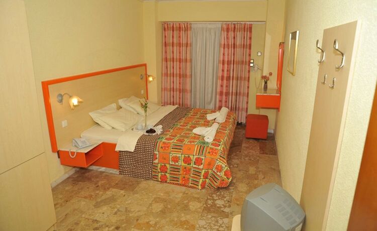 Imagen de la habitación del Hotel Olympic Kosma. Foto 24