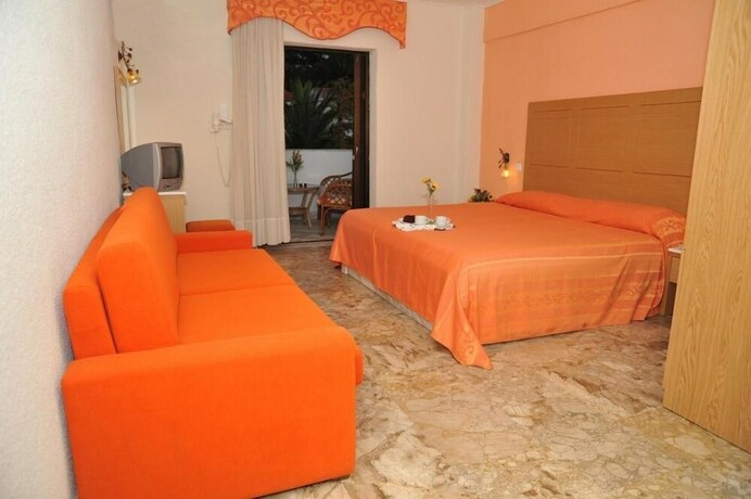 Imagen de la habitación del Hotel Olympic Kosma. Foto 29