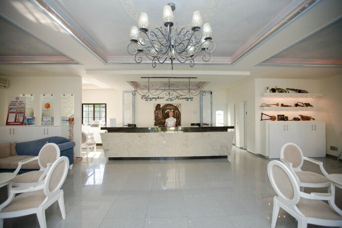 Imagen de los interiores del Hotel Olympic Kosma. Foto 35