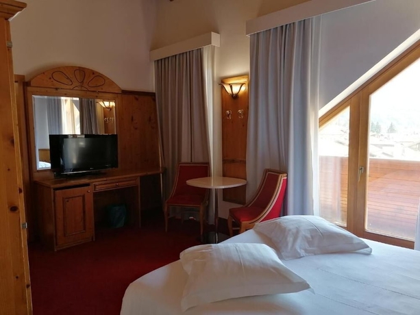 Imagen de la habitación del Hotel Olympic Palace, Pinzolo. Foto 5