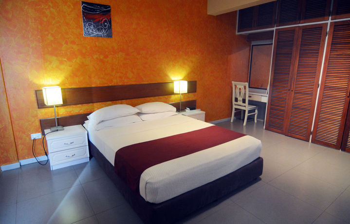 Imagen de los interiores del Hotel Olympic, Port Vila. Foto 15