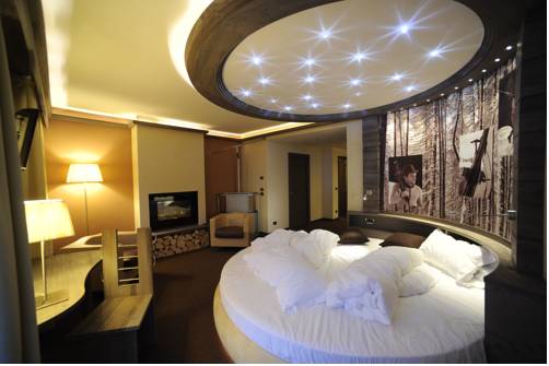 Imagen de la habitación del Hotel Olympic Spa. Foto 17