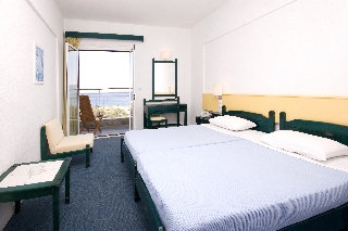 Imagen de la habitación del Hotel Olympic Star, Amarynthos. Foto 2